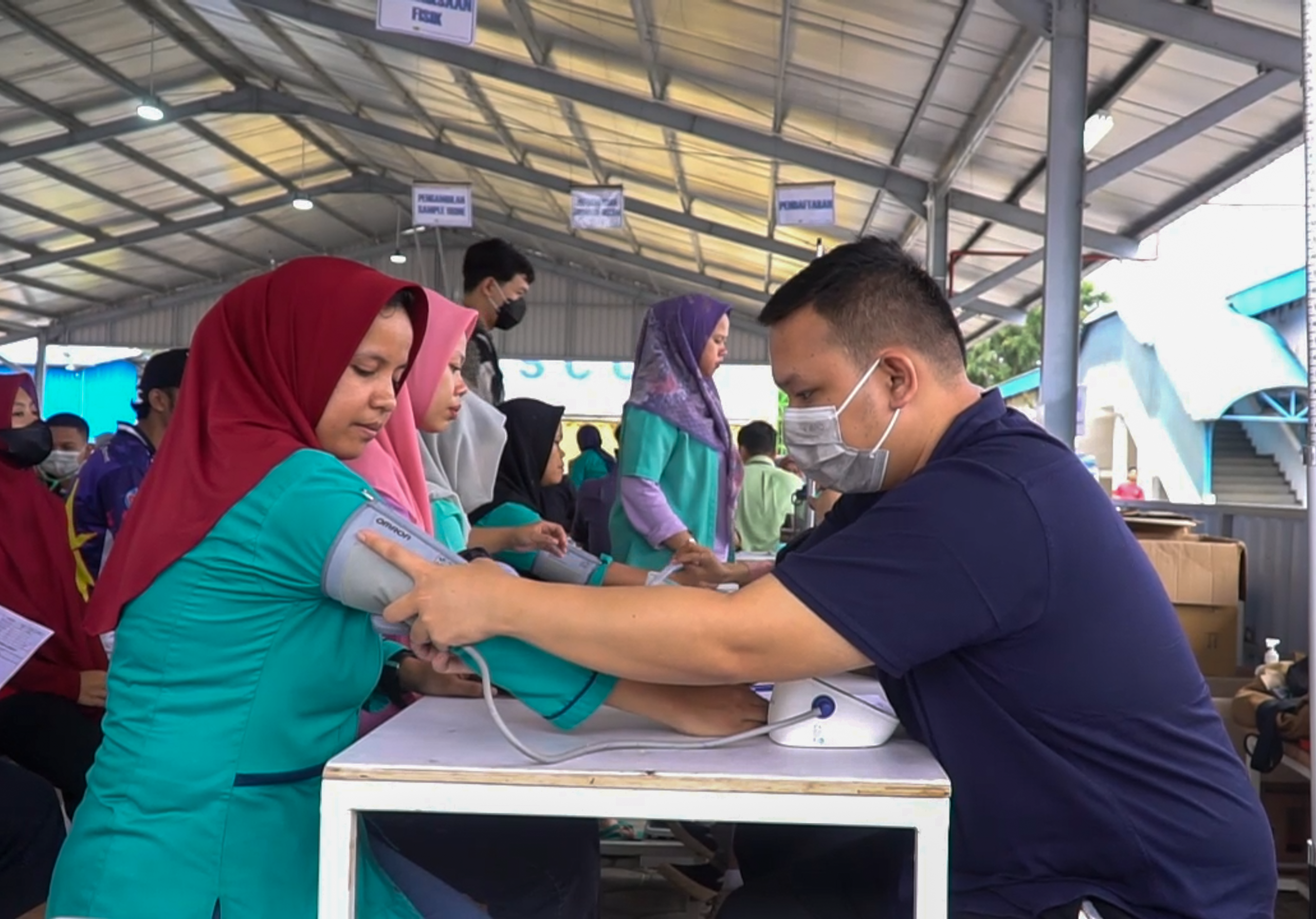 rmm-foundation-empowers-efficient-health-check-up-employees-in-pt.-yongjin-javasuka-garment